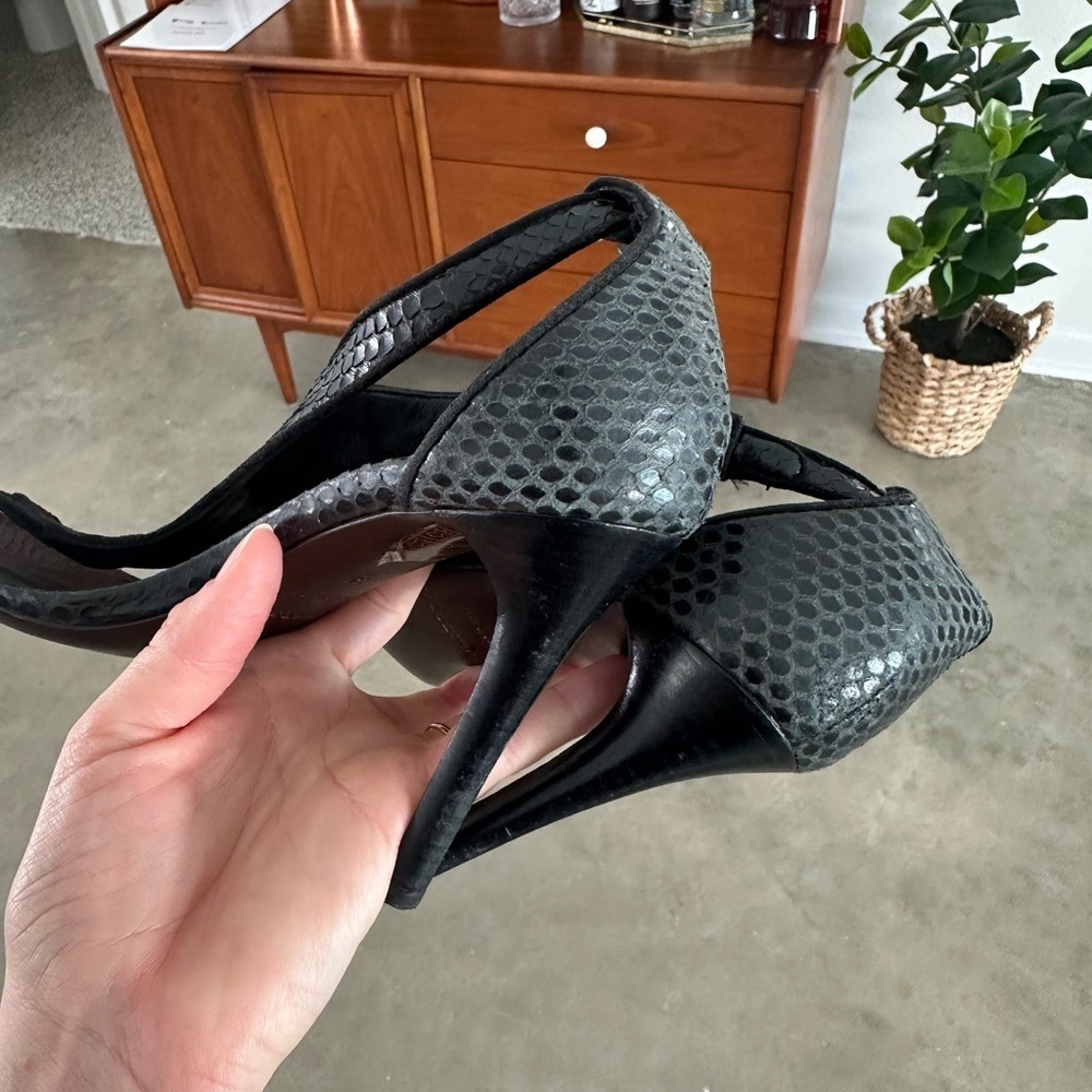 Burberry Prorsum Snakeskin Heels - Picture 11 of 11